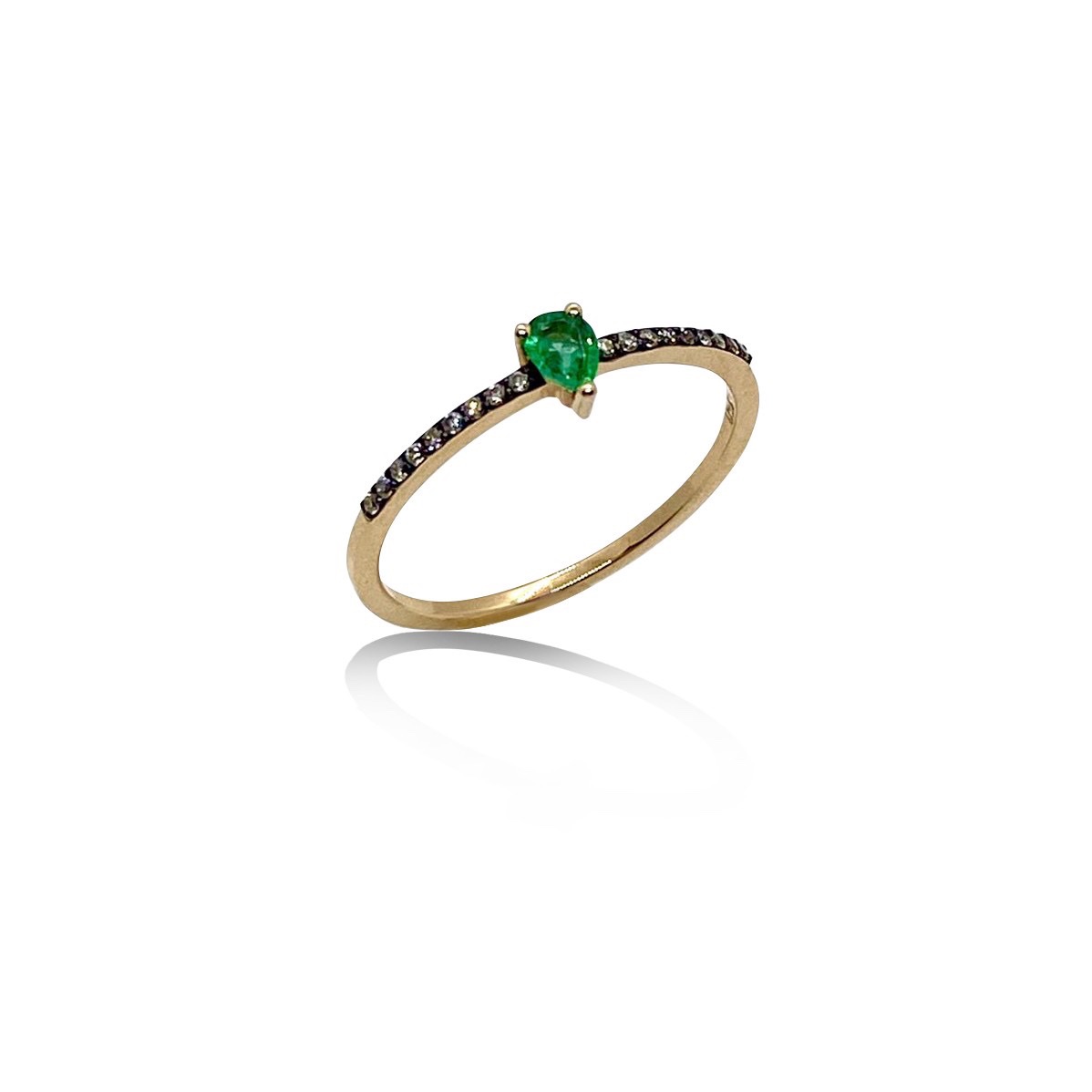 Pear shaped emerald ring — Melina Fachidis