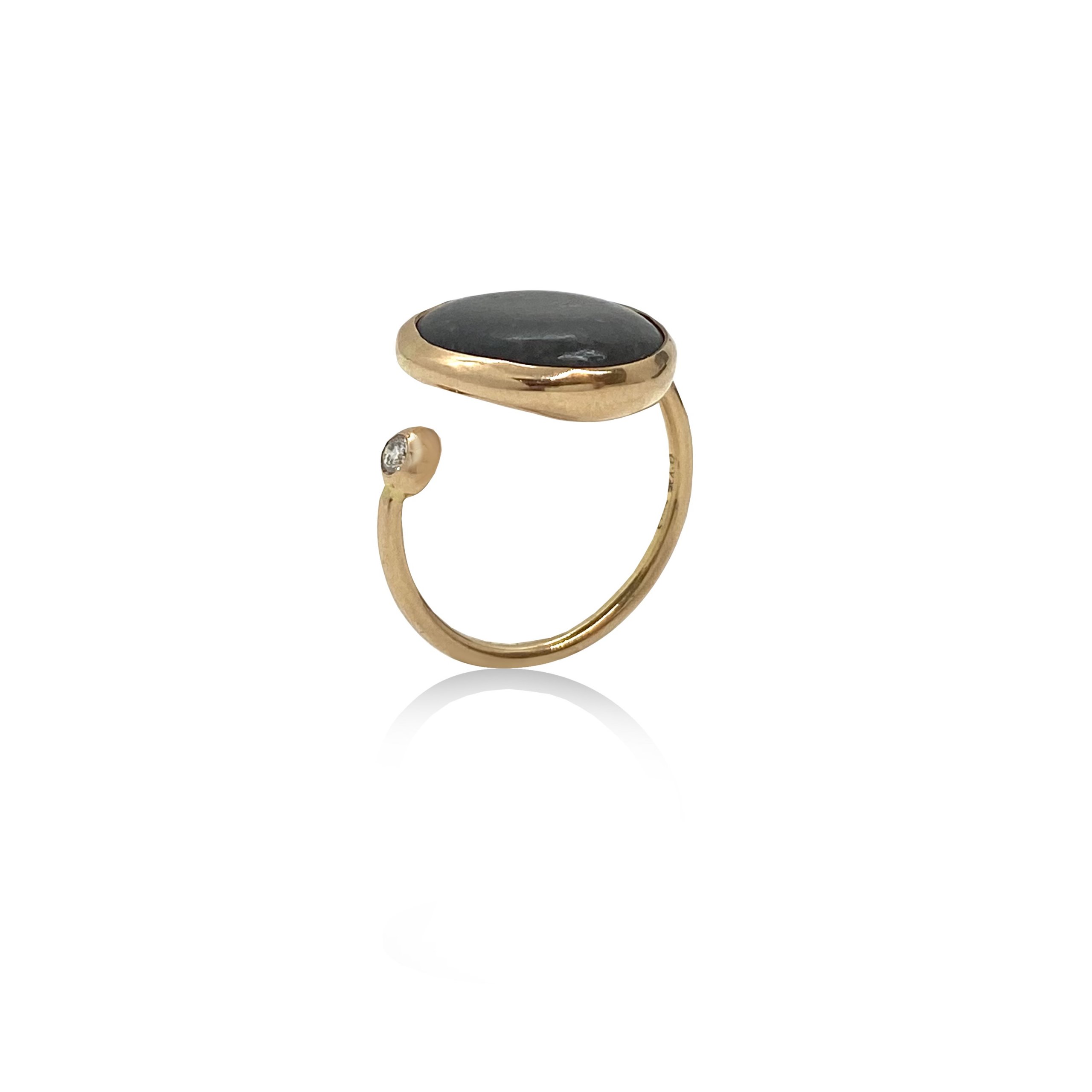 Single black pebble and diamond gold ring — Melina Fachidis