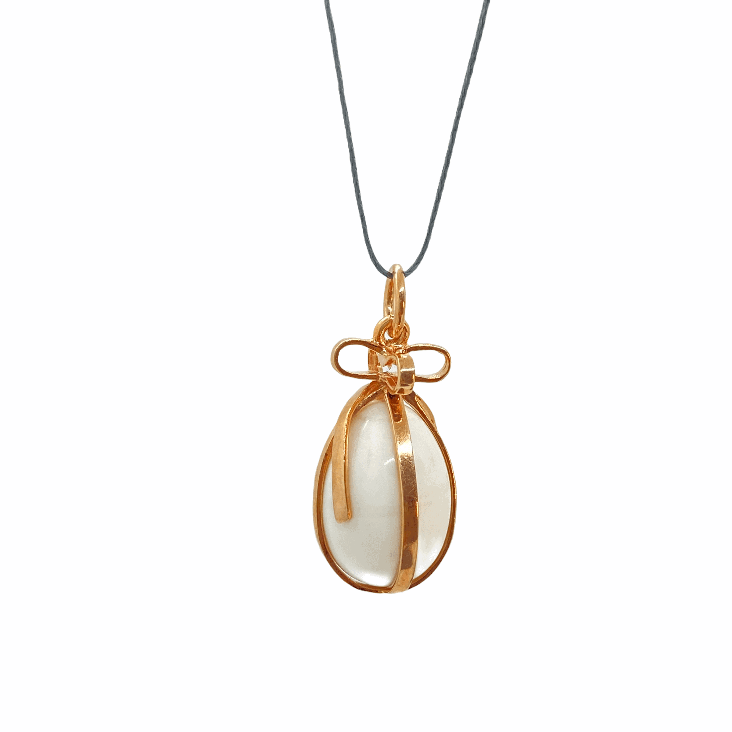 White agate egg pendant — Melina Fachidis